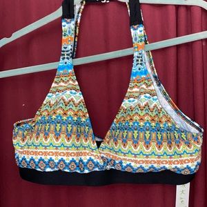 Juniors bathing suit top, size L